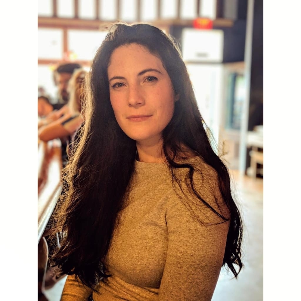 Meet your Posher, Caroline